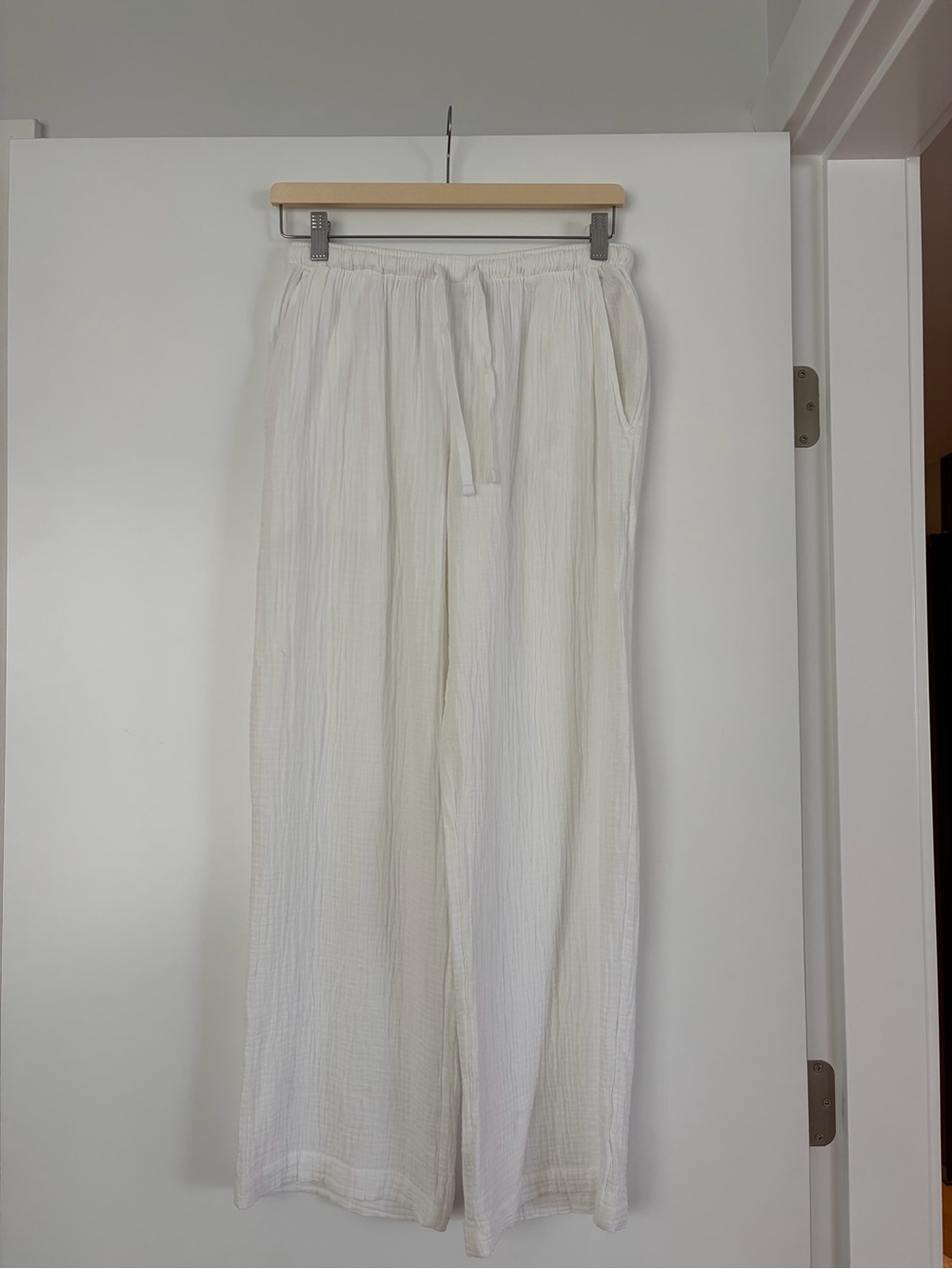 Aritzia Little Moon Sail Pant